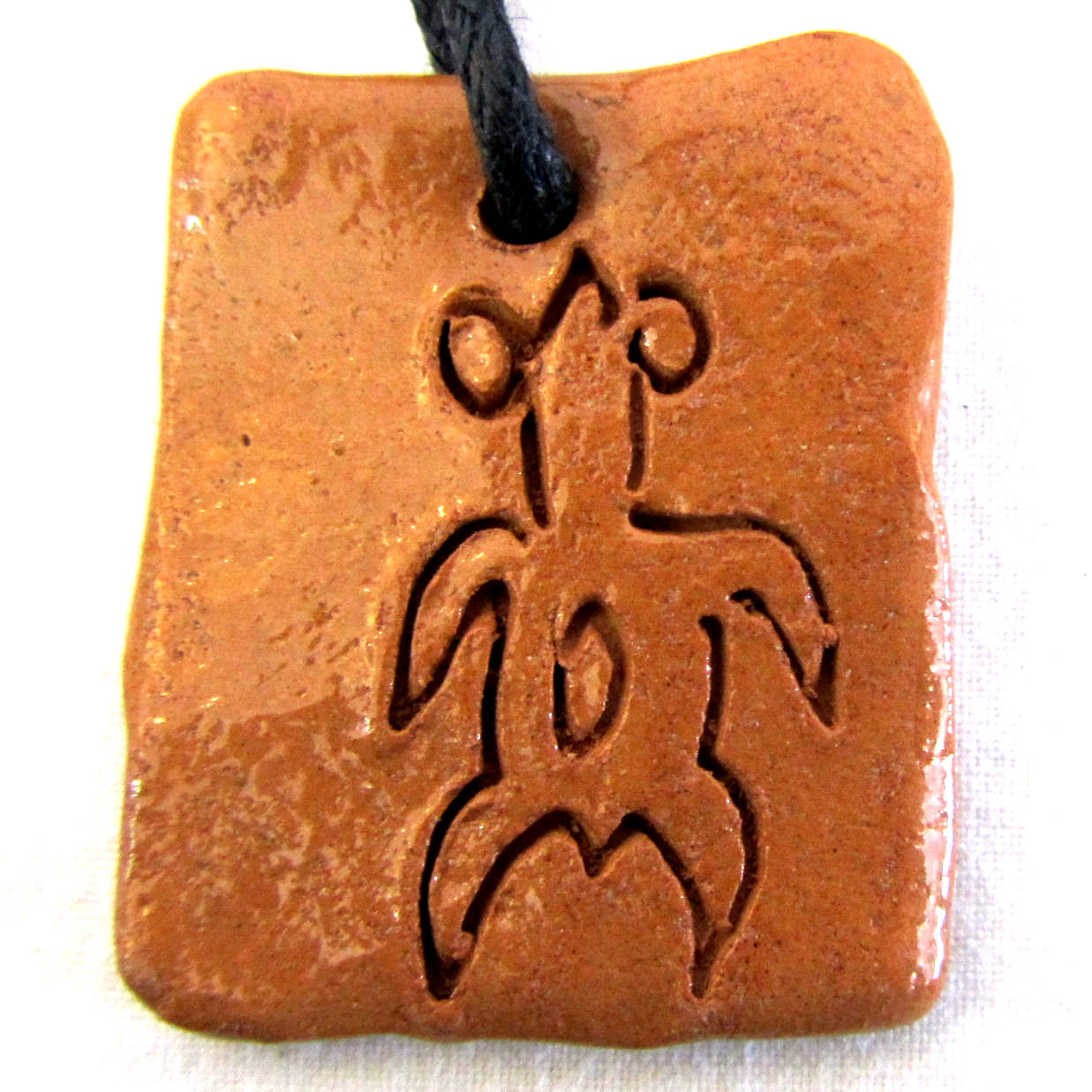 Rongorongo di Rapanui ca 3 x 4 cm (cod. COL23) col23d 600x600 - Rongorongo di Rapanui ca 3 x 4 cm (cod. COL23)